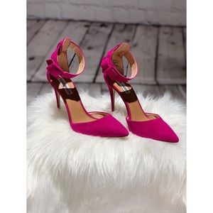 Steve Madden Desire Suede Heels